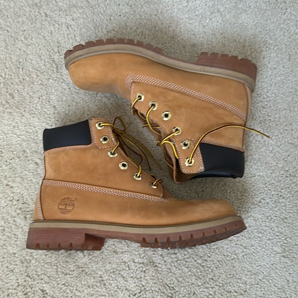 TIMBERLAND BOOTS - Picture 1 of 4